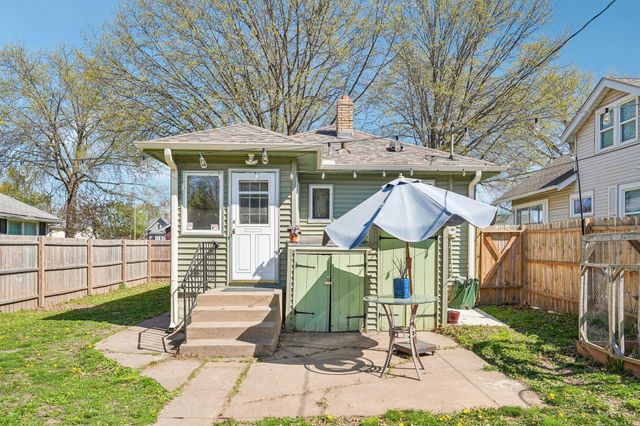 1158 Lawson Avenue E, Saint Paul, MN 55106