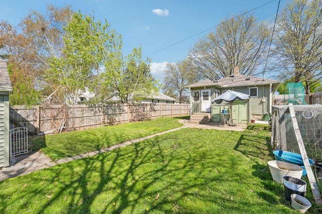 1158 Lawson Avenue E, Saint Paul, MN 55106
