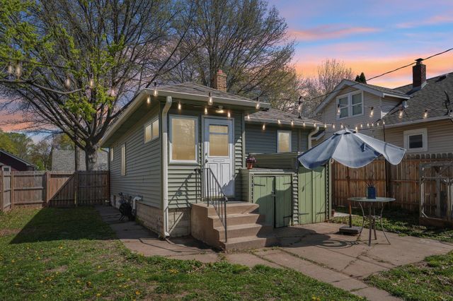 1158 Lawson Avenue E, Saint Paul, MN 55106