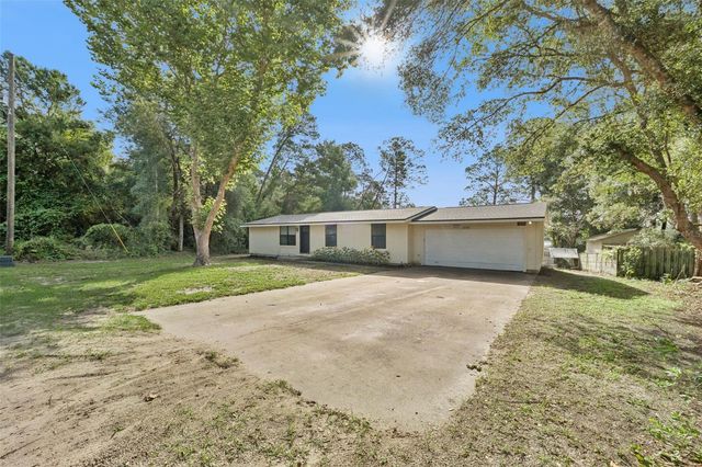 42146 PINE VALLEY DRIVE, Paisley, FL 32767