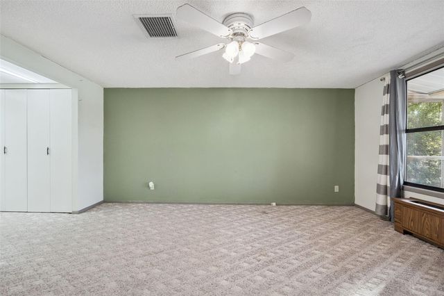 42146 PINE VALLEY DRIVE, Paisley, FL 32767