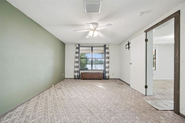 42146 PINE VALLEY DRIVE, Paisley, FL 32767