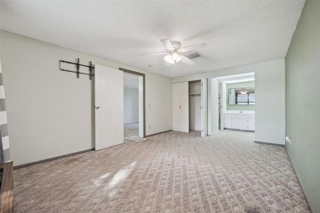 42146 PINE VALLEY DRIVE, Paisley, FL 32767