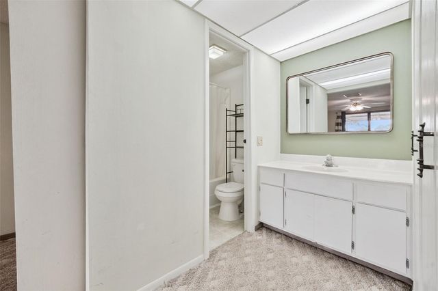 42146 PINE VALLEY DRIVE, Paisley, FL 32767