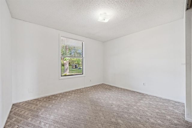 42146 PINE VALLEY DRIVE, Paisley, FL 32767