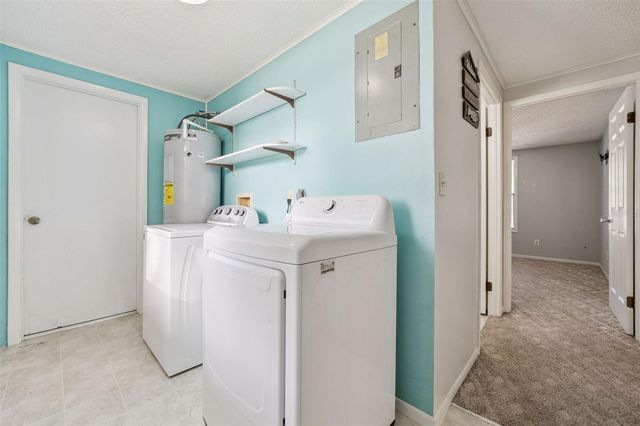 42146 PINE VALLEY DRIVE, Paisley, FL 32767