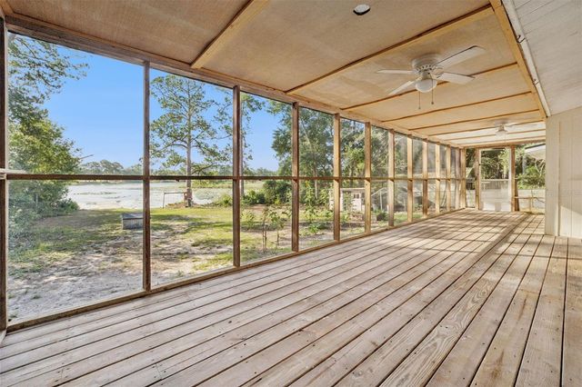 42146 PINE VALLEY DRIVE, Paisley, FL 32767