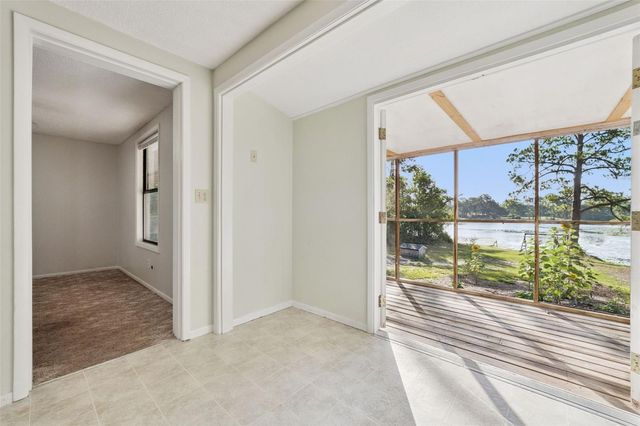 42146 PINE VALLEY DRIVE, Paisley, FL 32767