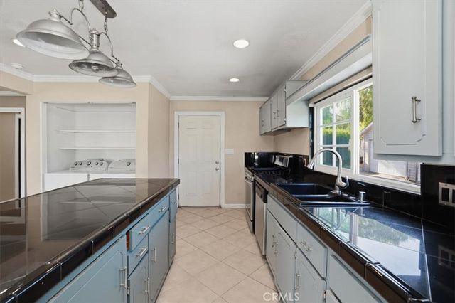 936 2nd, Norco, CA 92860