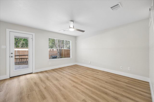 90 N Walden Elms Circle, Spring, TX 77382
