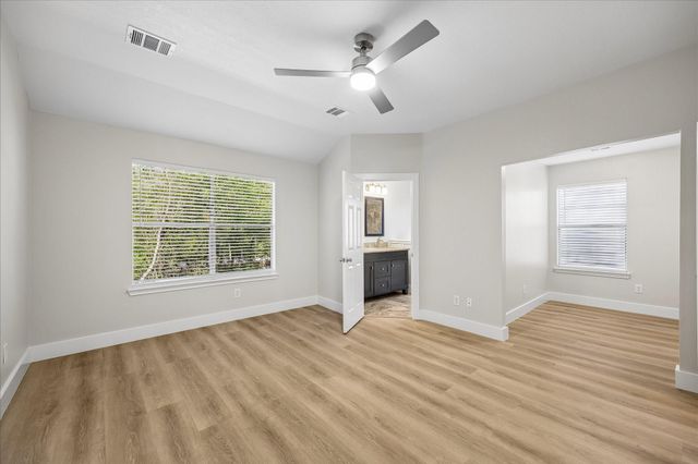 90 N Walden Elms Circle, Spring, TX 77382