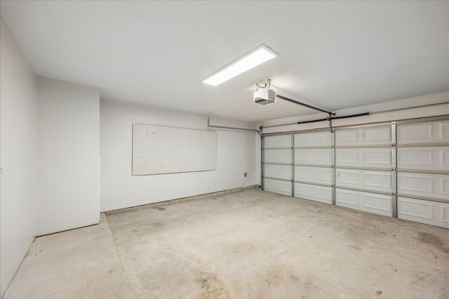 90 N Walden Elms Circle, Spring, TX 77382