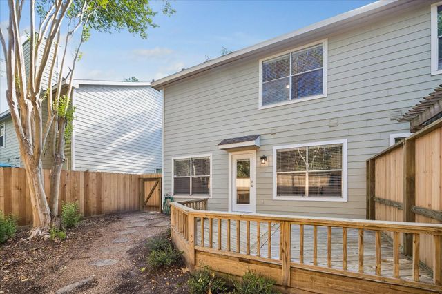 90 N Walden Elms Circle, Spring, TX 77382