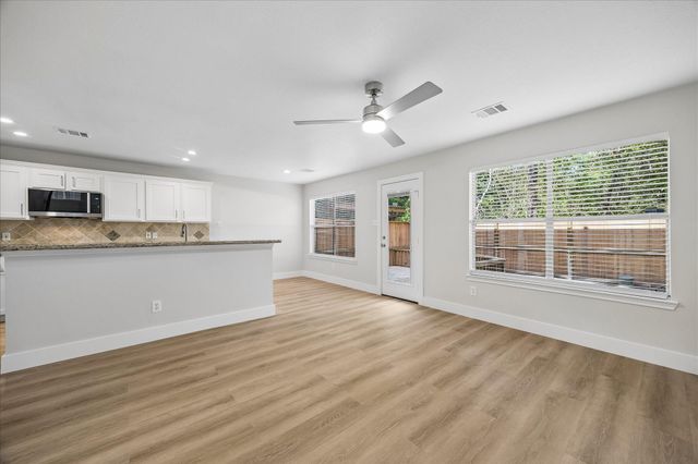 90 N Walden Elms Circle, Spring, TX 77382