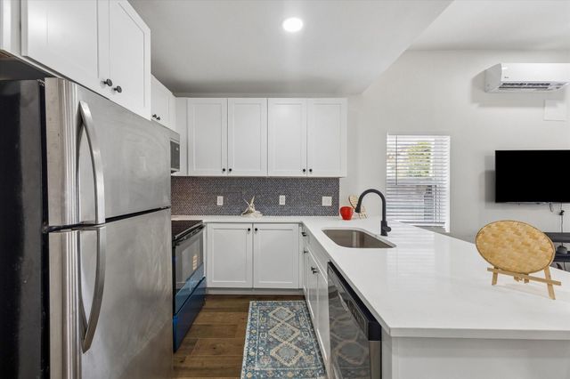 1224 Welch Street 5, Houston, TX 77006