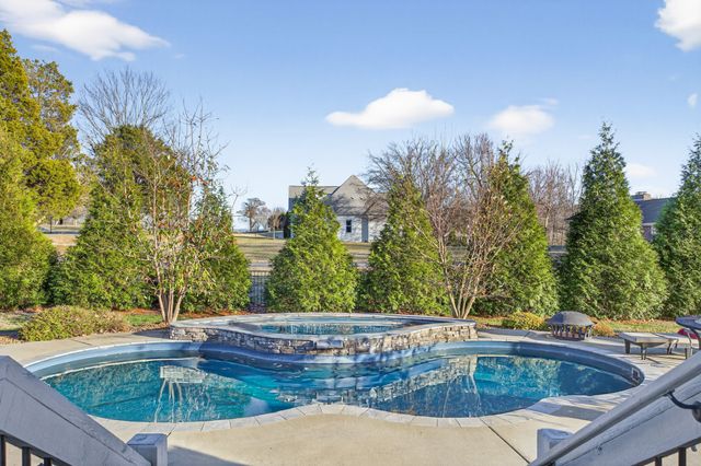 205 Old Horn Springs Rd, Lebanon, TN 37087