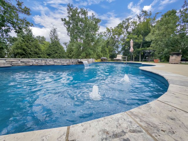 205 Old Horn Springs Rd, Lebanon, TN 37087