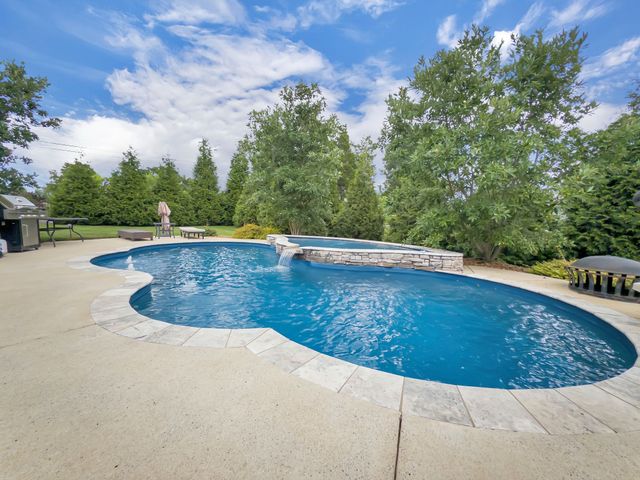 205 Old Horn Springs Rd, Lebanon, TN 37087