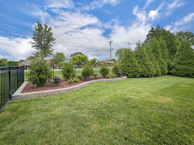 205 Old Horn Springs Rd, Lebanon, TN 37087