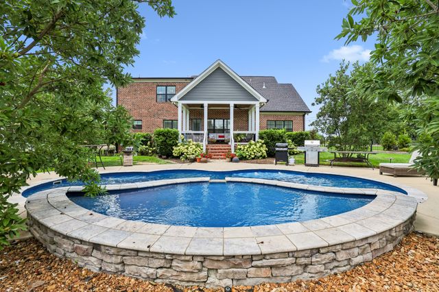 205 Old Horn Springs Rd, Lebanon, TN 37087