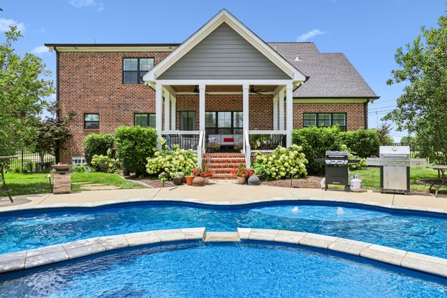 205 Old Horn Springs Rd, Lebanon, TN 37087