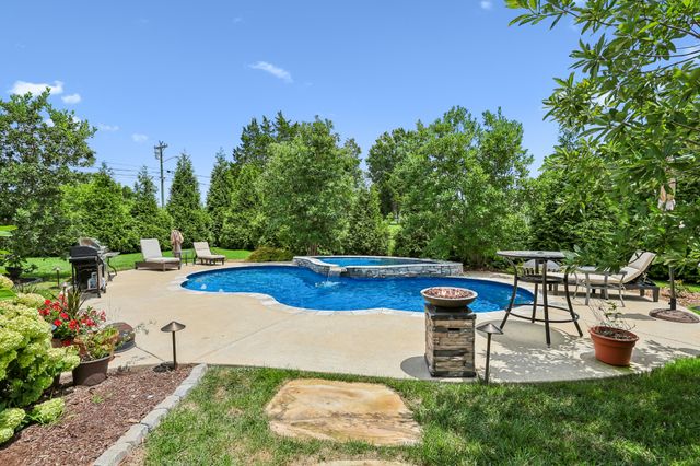 205 Old Horn Springs Rd, Lebanon, TN 37087