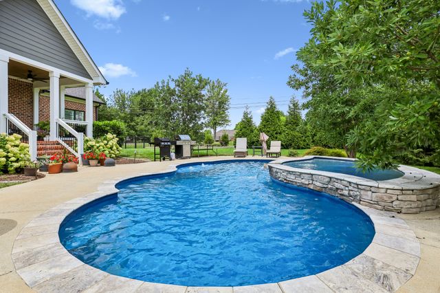 205 Old Horn Springs Rd, Lebanon, TN 37087