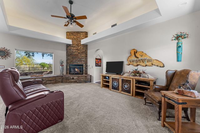 56031 N VULTURE MINE Road, Wickenburg, AZ 85390