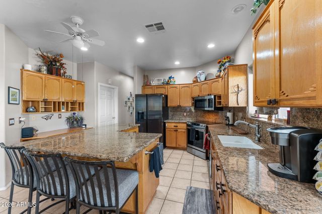 56031 N VULTURE MINE Road, Wickenburg, AZ 85390