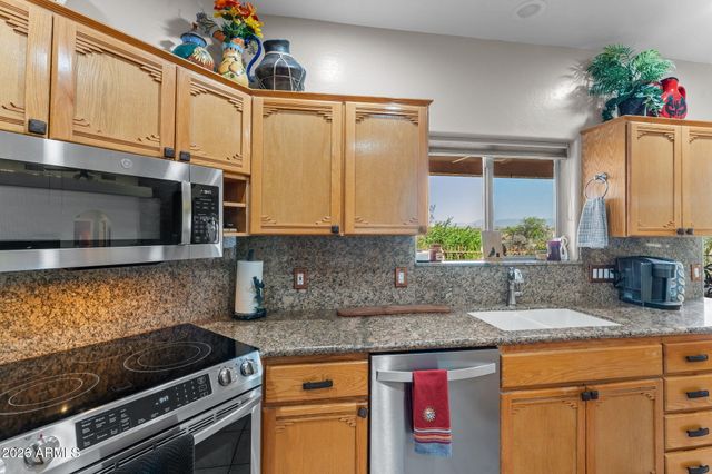 56031 N VULTURE MINE Road, Wickenburg, AZ 85390