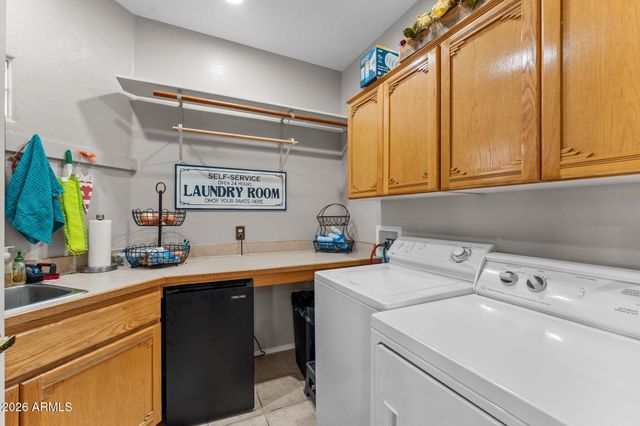 56031 N VULTURE MINE Road, Wickenburg, AZ 85390