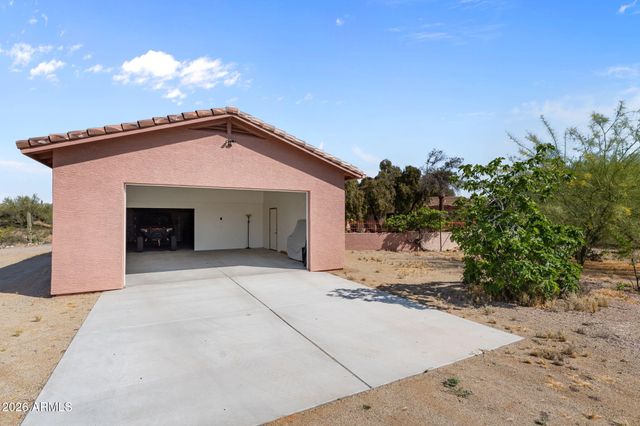 56031 N VULTURE MINE Road, Wickenburg, AZ 85390