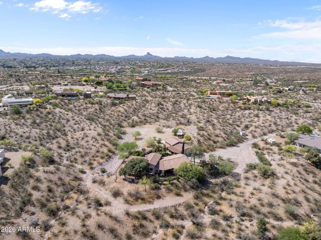 56031 N VULTURE MINE Road, Wickenburg, AZ 85390