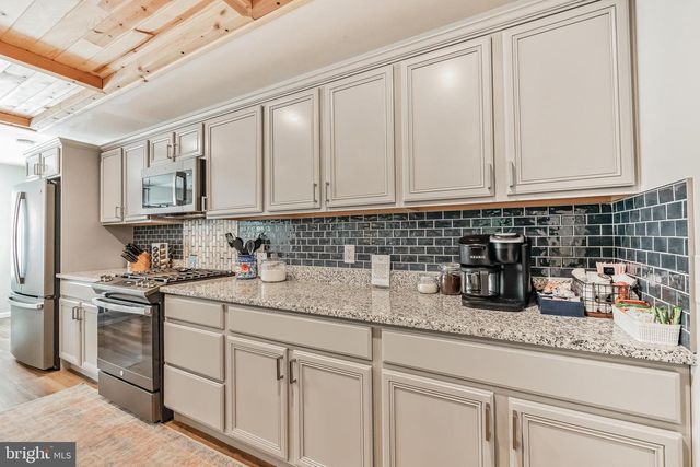 78 HIGH POINT DR, Wardensville, WV 26851