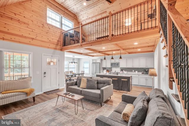 78 HIGH POINT DR, Wardensville, WV 26851