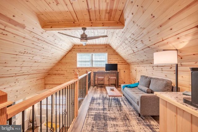 78 HIGH POINT DR, Wardensville, WV 26851