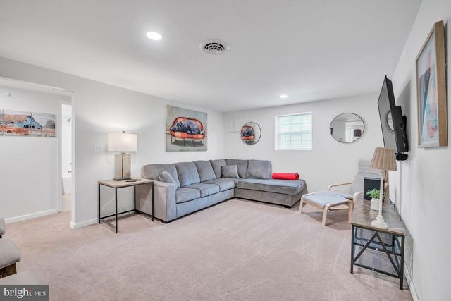 78 HIGH POINT DR, Wardensville, WV 26851