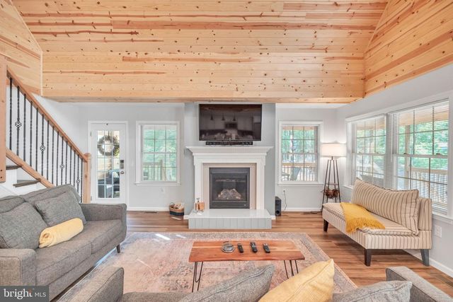 78 HIGH POINT DR, Wardensville, WV 26851