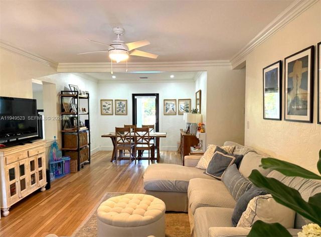 5827 SW 29th St 0, Miami, FL 33155