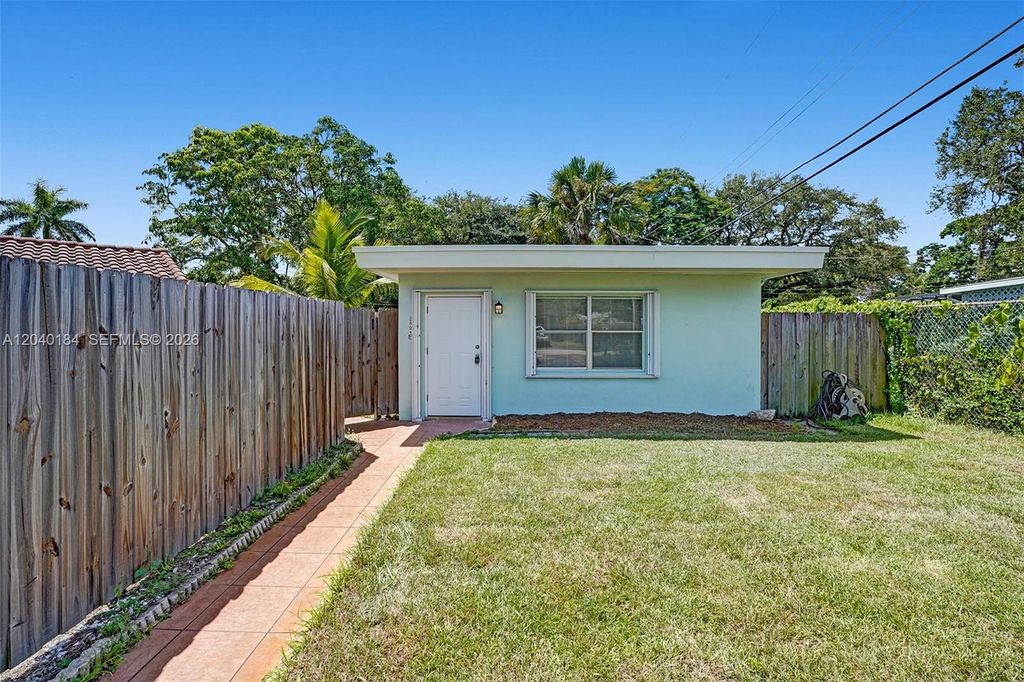 2804 SW 16 Street COTTAGE, Fort Lauderdale, FL 33312