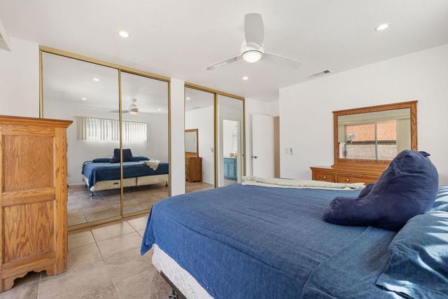 2050 Silver Oak Way, Hemet, CA 92545