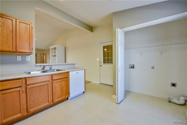 8619 Inverness, Tuscaloosa, AL 35405