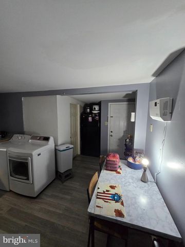 319 E 20TH ST, Chester, PA 19013