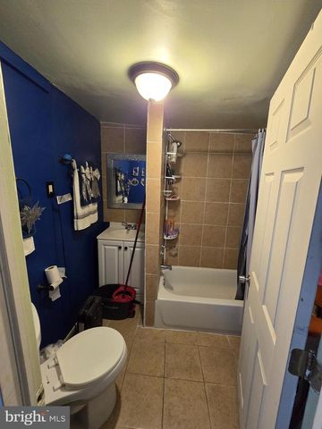 319 E 20TH ST, Chester, PA 19013