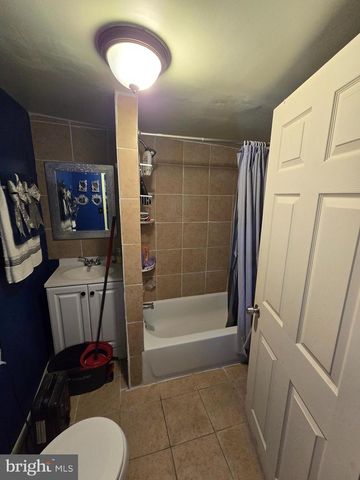 319 E 20TH ST, Chester, PA 19013