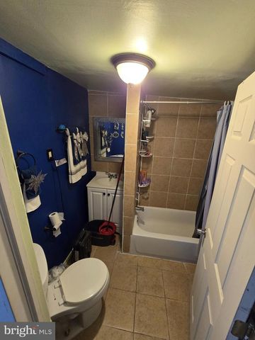 319 E 20TH ST, Chester, PA 19013