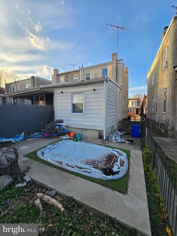 319 E 20TH ST, Chester, PA 19013