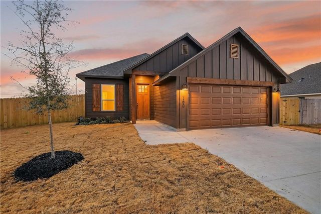 160 Turnrow Cove, Snook, TX 77878