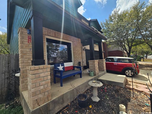 9410 Hacienda Acres, San Antonio, TX 78245