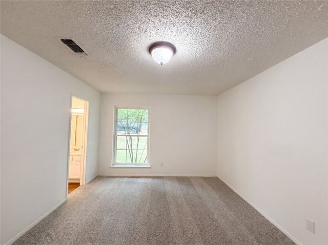 512 Lake Crest Parkway, Azle, TX 76020